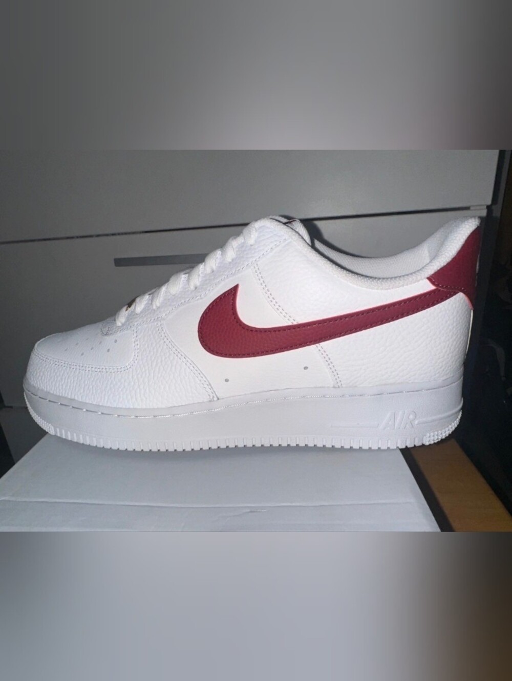 New Men's Size 7 Nike Air Force One Low '07 AF1 Team Red